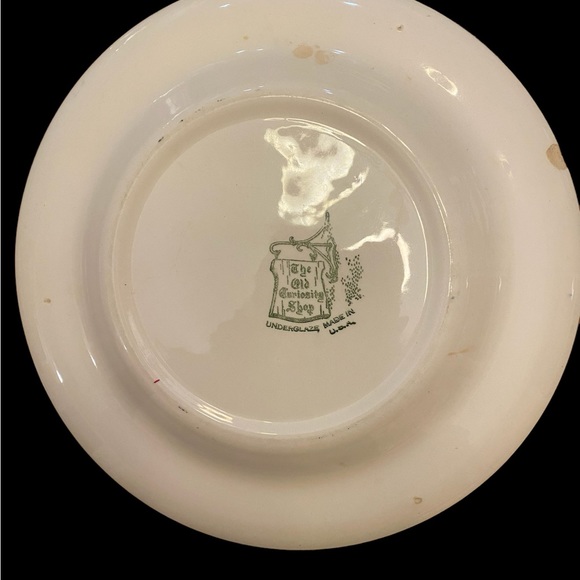 Vintage dinner plate “The Old Curiosity Shop” 10” across by Royal USA - Picture 3 of 4